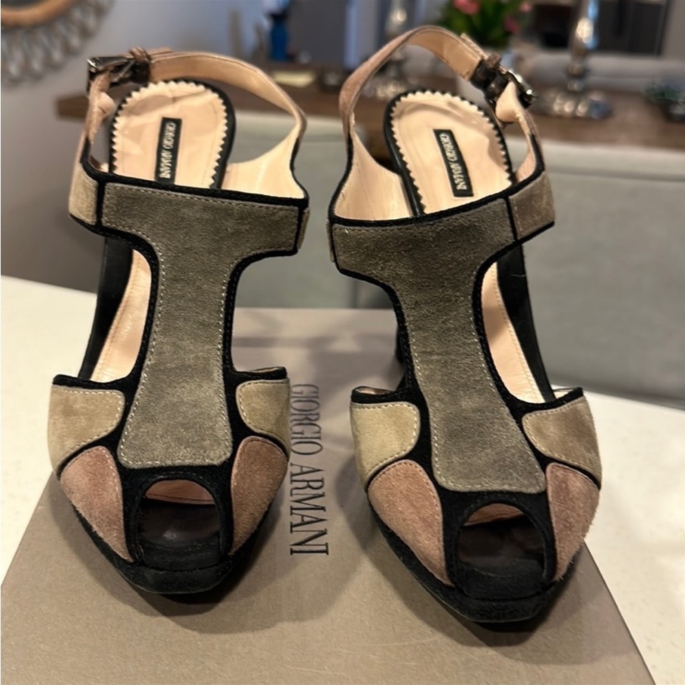 Giorgio Armani Sz 37.5 Suede Black, Grey and pink/Nude PEEP Toe HEELS